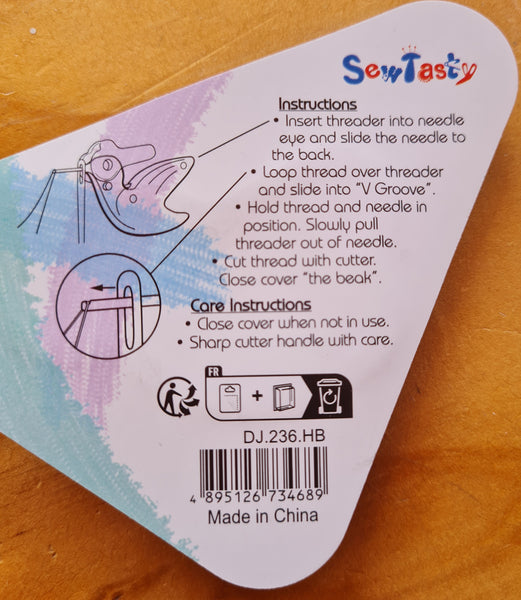 Hummingbird threader with cutter