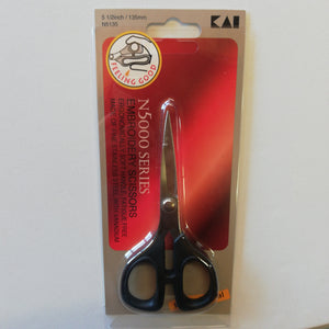 Kai 5 1/2" embroidery scissors